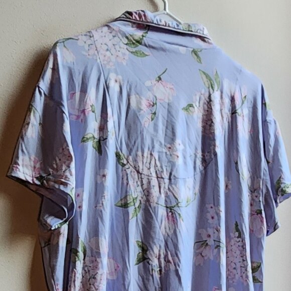 Laura Ashley Purple Floral Button Down Pajama Shirt Size Large - Picture 11 of 14